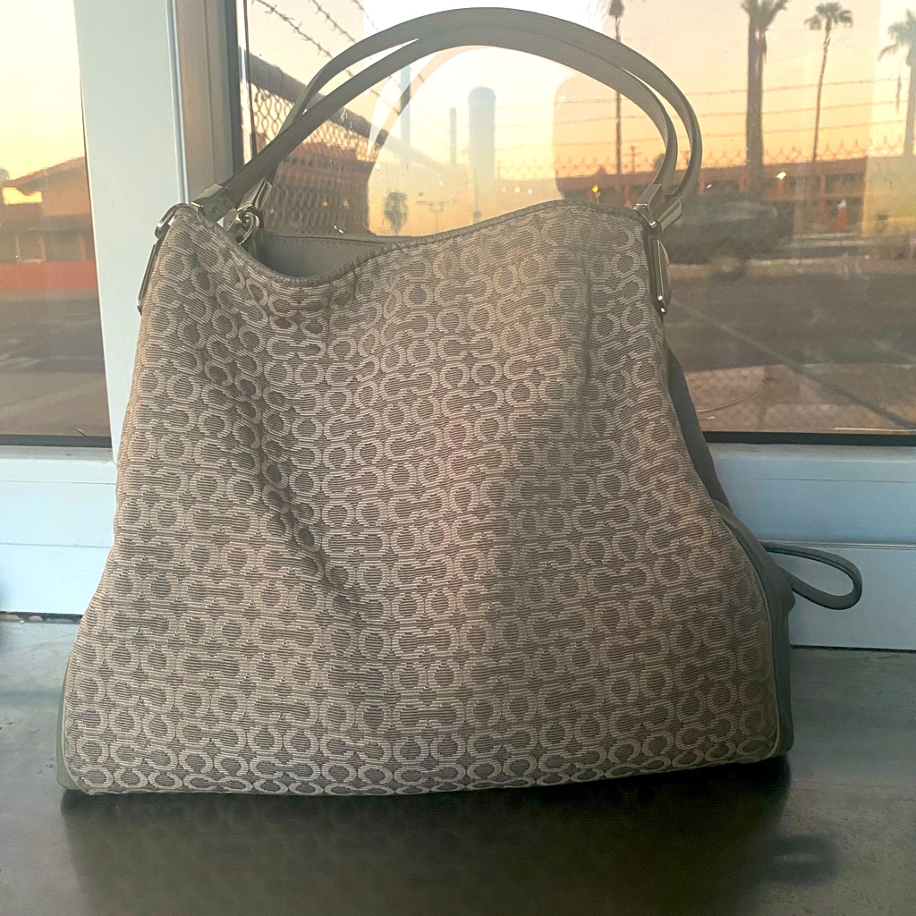 Coach Purse Lightly Used In Great Condition